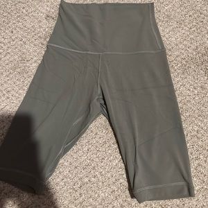 Lululemon 10” biker shorts!
